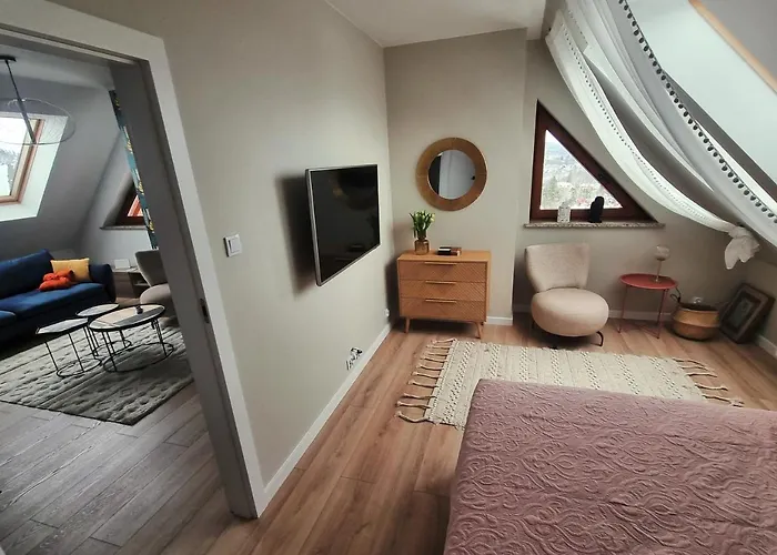 Uroczy Penthouse Lägenhet *